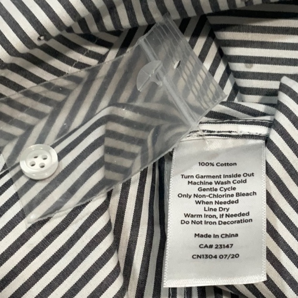 Talbots Rhinestone Blouse NWOT - Picture 10 of 10